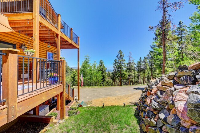 Photo - 1224 Lodgepole Dr