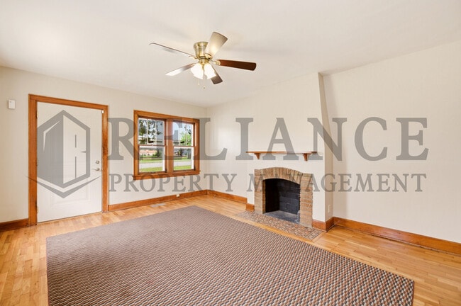 Photo - 224 N Minnesota St