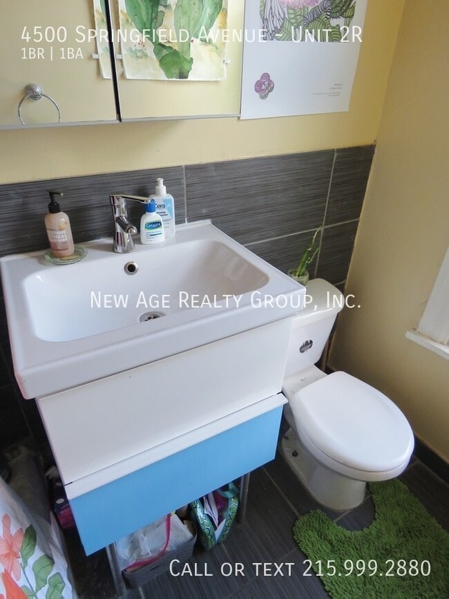 Photo - 4500 Springfield Ave Unidad 2R