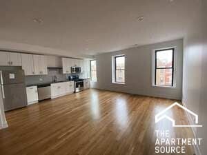 Building Photo - 1804 S Ashland Ave Unit 4