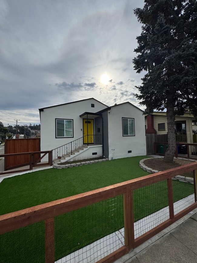 Photo - 4201 Porter St