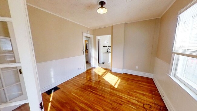 279 Pearl St
