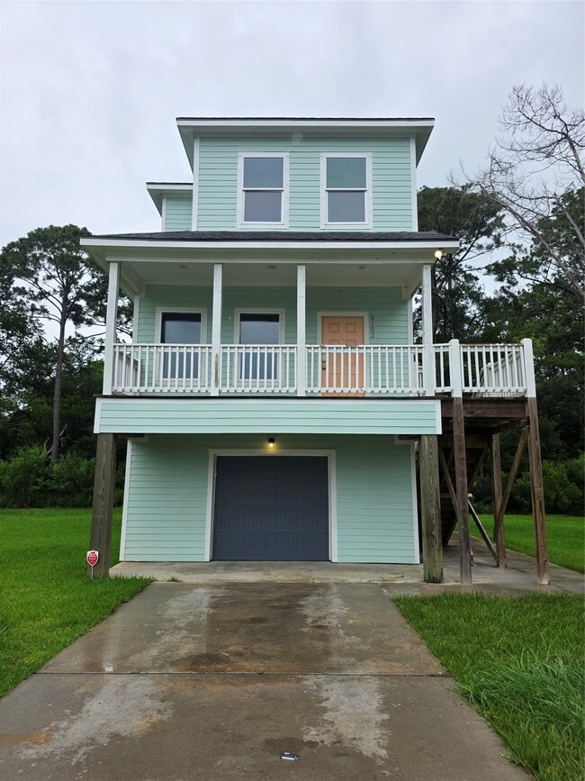 Photo - 6102 White Oak Dr