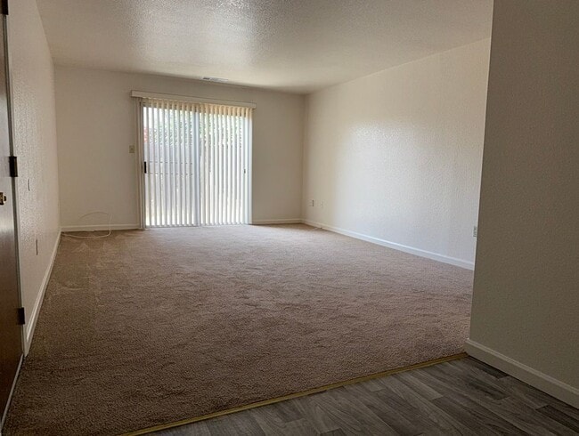 125 N Walnut Ave Unit # 3