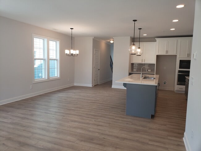 Photo - 1830 Farm Pond Trl