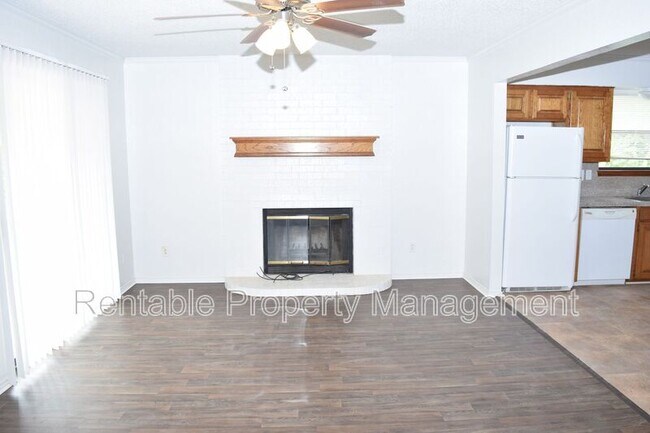 Photo - 112 Stagecoach Trail