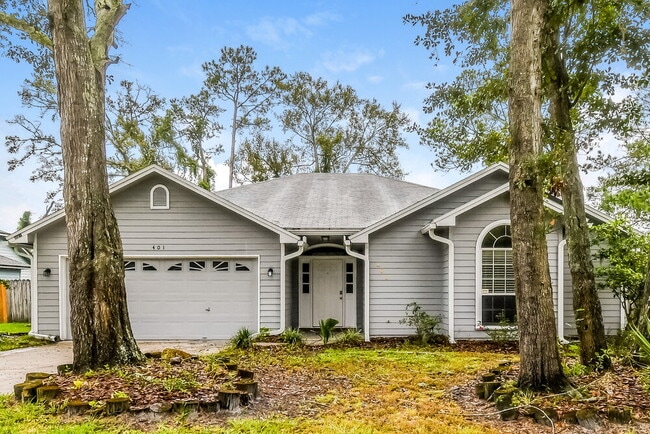 Building Photo - 401 Baybrook Dr