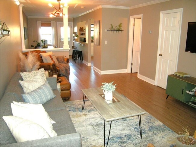 Photo - 125 N River Dr