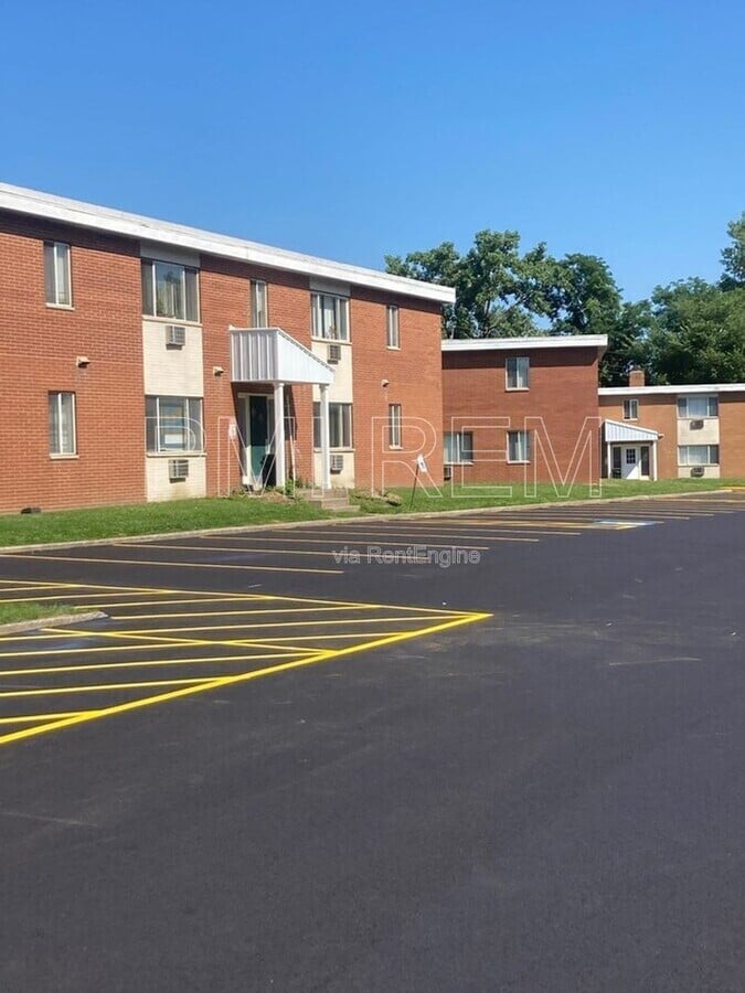 Photo - 5265 E 126th St Unit 202