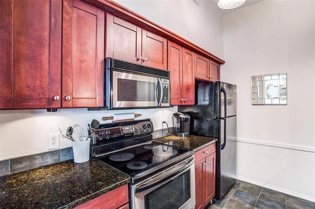 Photo - 10421 High Hollows Dr Unit 111