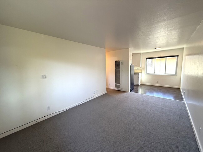 Photo - 500 Red Hill Ave Unit #B