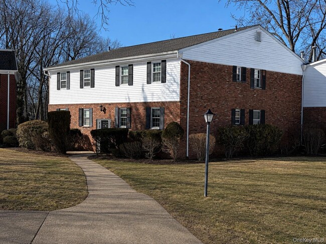 7 Essex Ln Unit B3