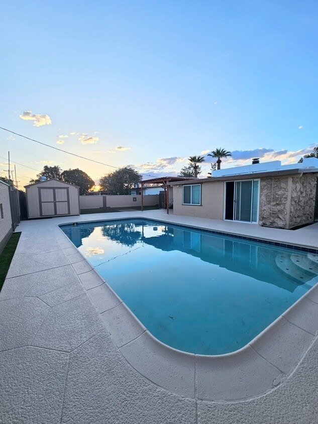 A charming house w/ 3 beds and 1.5 bath - A charming house w/ 3 beds and 1.5 bath