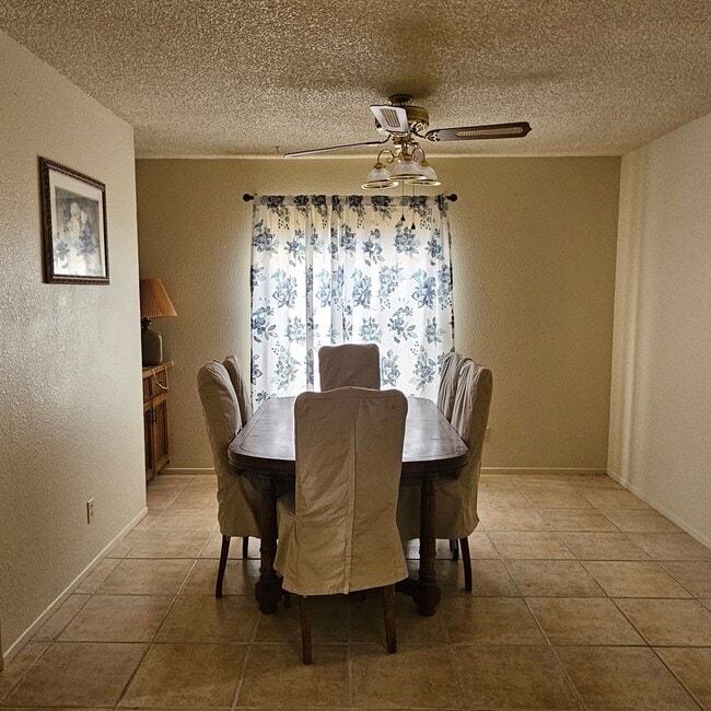 Photo - Yuma Corona for Rent!