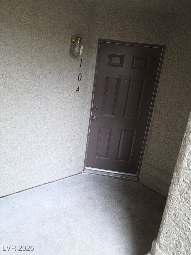 Building Photo - 5018 S Rainbow Blvd Unit 104