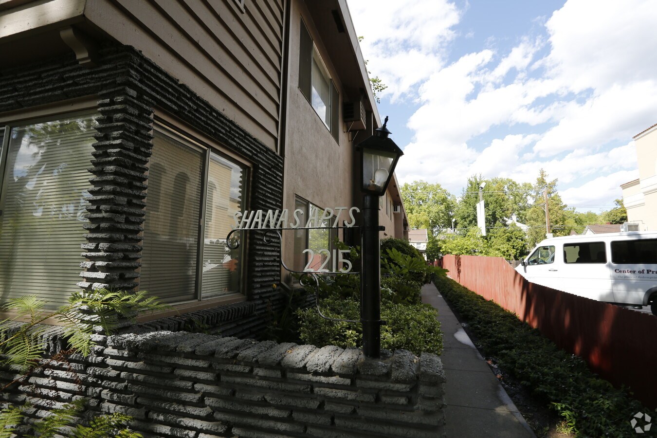 Photo - Shanas Apartments