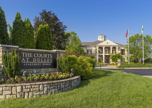 The Courts at Dulles