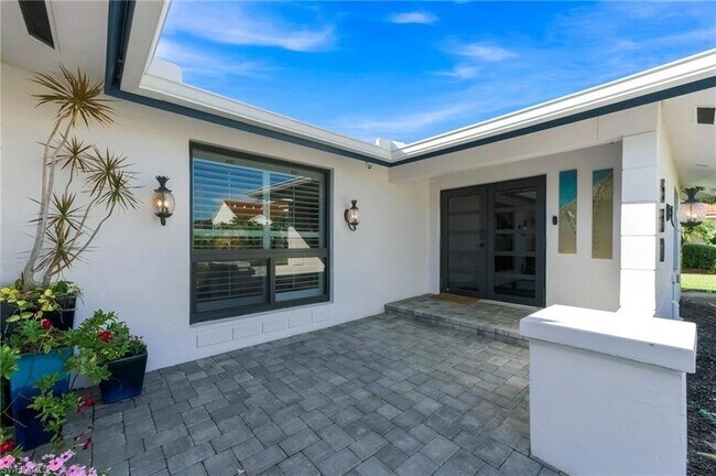 580 Tripoli Ct