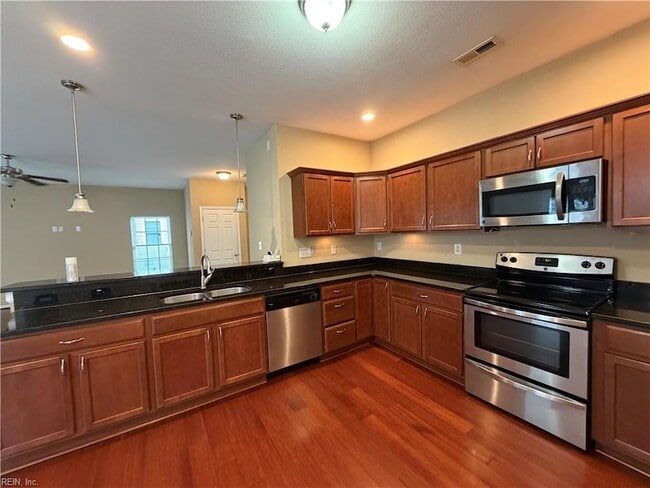 Photo - 2960 Verdun Ave