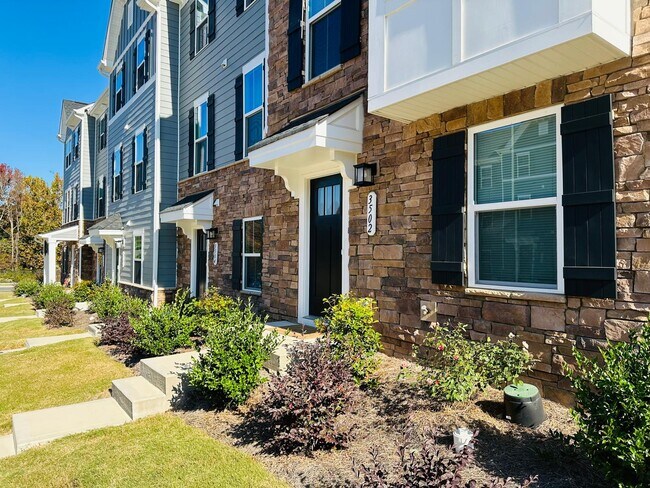 Photo - 3502 Timber Ml Dr