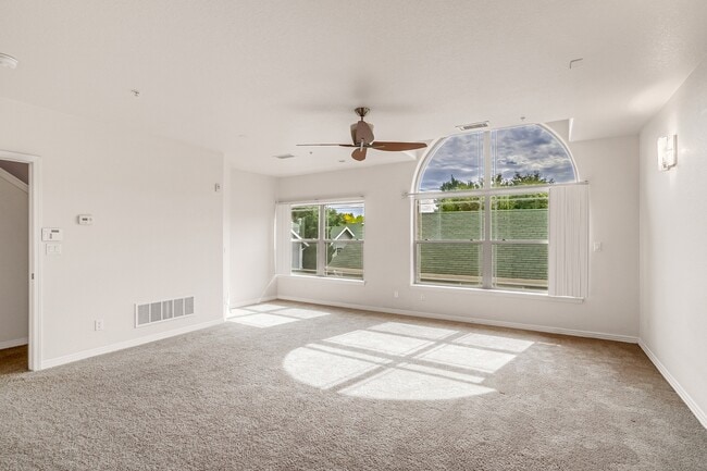 Photo - Brownstone Manor