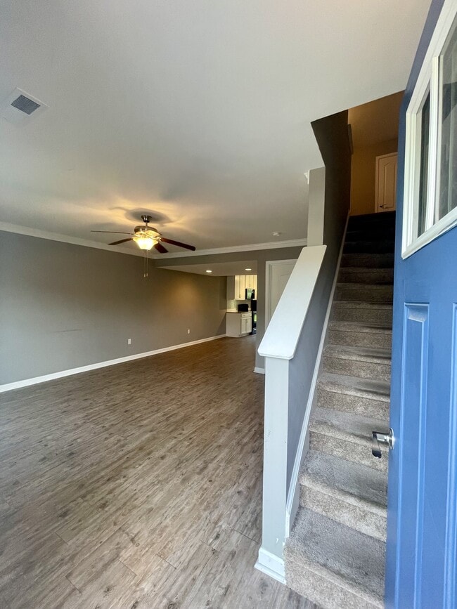 Photo - 81 Gloucester Dr Townhome