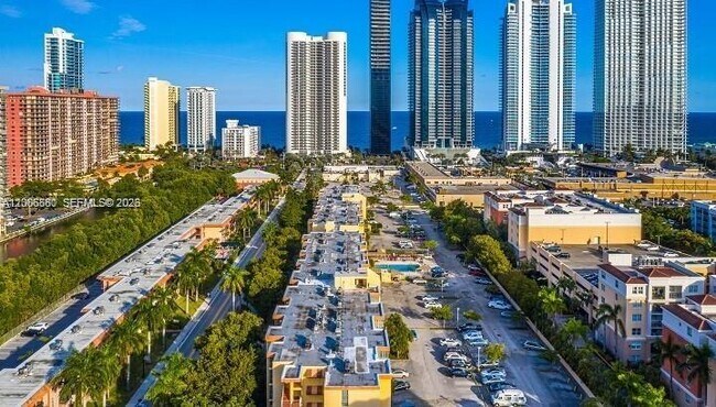 Building Photo - 17150 N Bay Rd Unit 2602