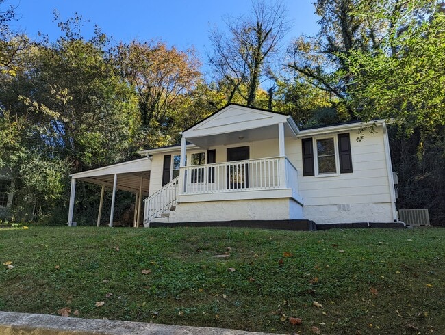 Building Photo - 2 Bedroom Red Bank House