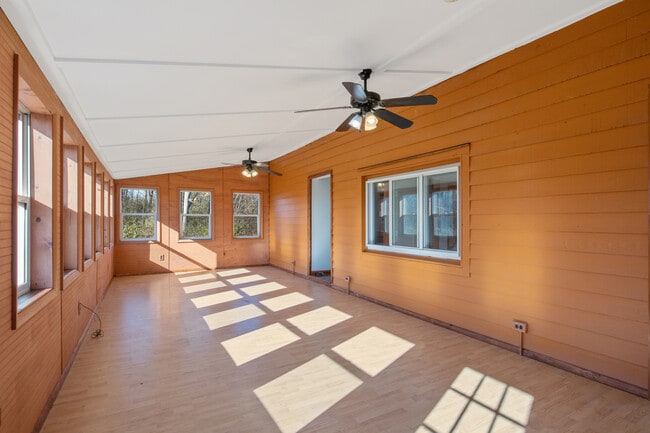 Photo - 6961 Collamer Rd