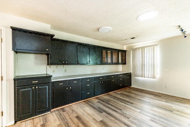 Photo - 2513 26th St