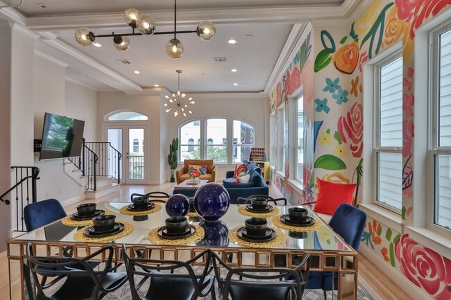 Building Photo - 4114 Driscoll St