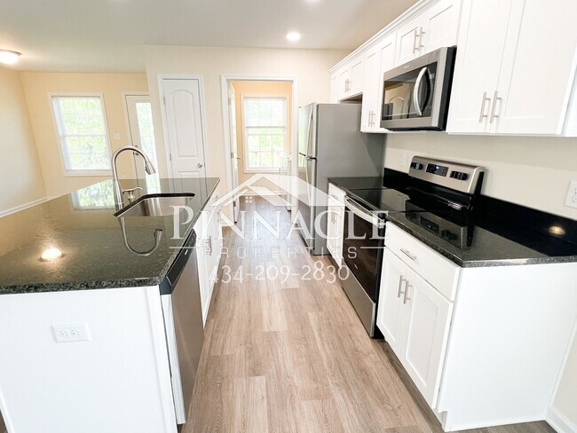 Photo - 2305 Tazewell Ave