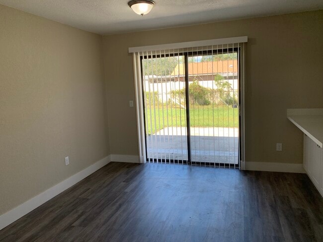 Photo - 5618 S 12th Ave