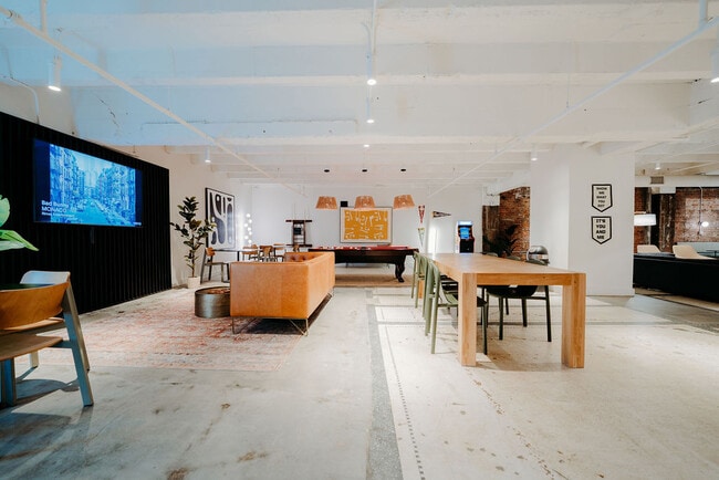 Social Lounge - The Mark