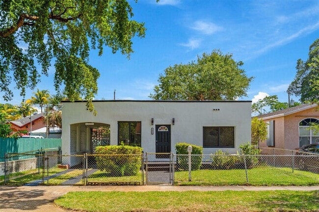 Building Photo - 1824 NW 47th St Rental