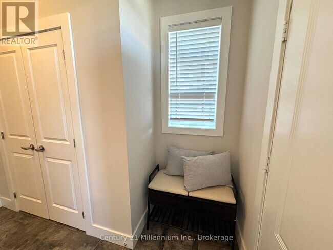 Photo - 158 Red Pine St.