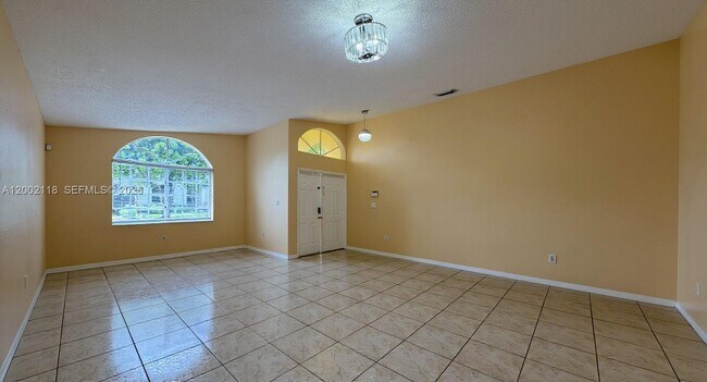 Photo - 15339 SW 32nd Terrace