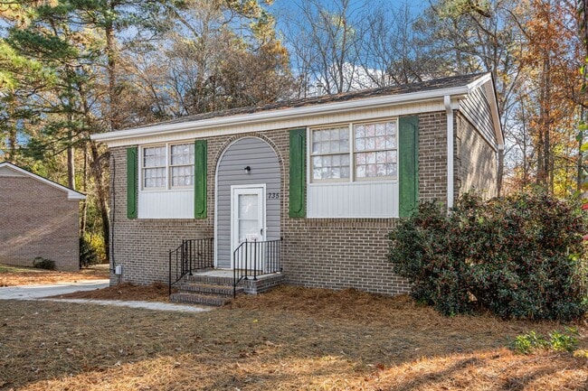 Photo - 735 Ashbrook Rd