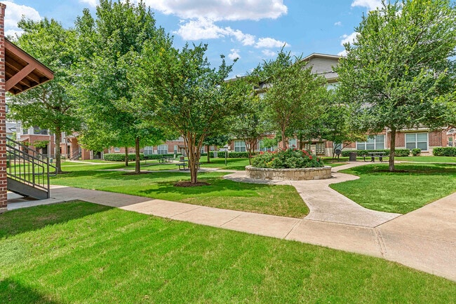 Photo - MAA Wells Branch