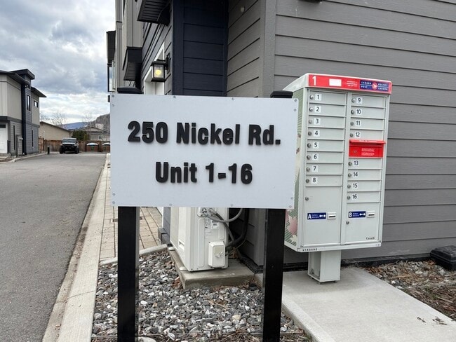 Photo - 250 Nickel Rd