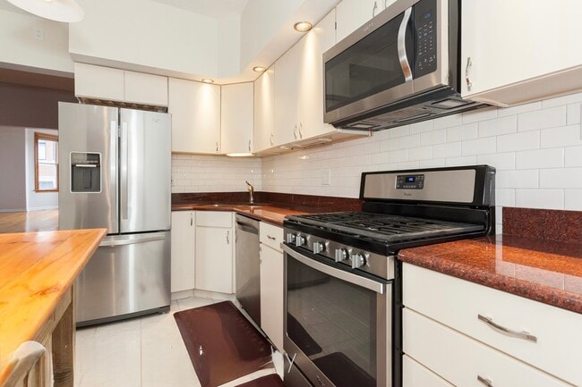 Photo - 2204 N Clybourn Ave Unit 3