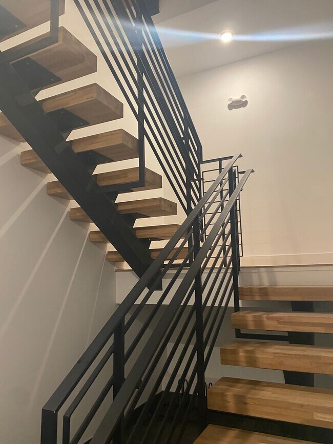 Photo - 2 bedroom/ 2 bathroom unit