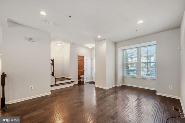 Photo - 410 Redbridge St