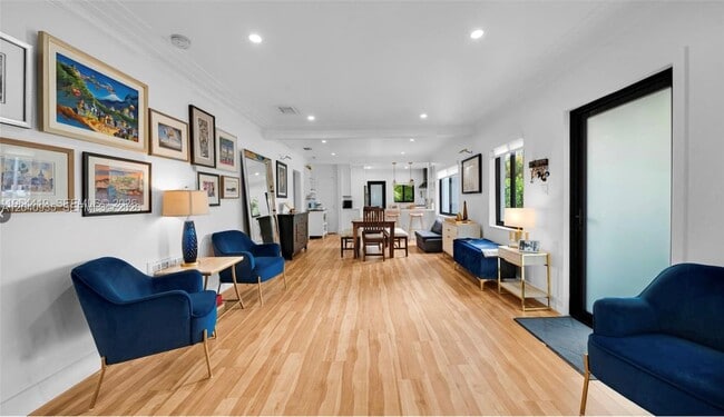 Photo - 375 SW 32nd Rd