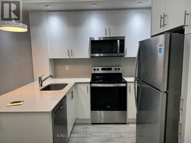 Photo - 3550 Colonial Dr