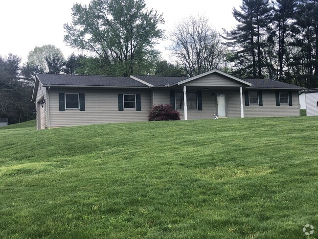 Building Photo - 6030 Dresden Rd Rental