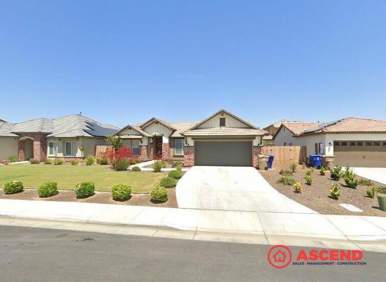 Vibrant Home Located In Rosedale Area! - Vibrant Home Located In Rosedale Area!