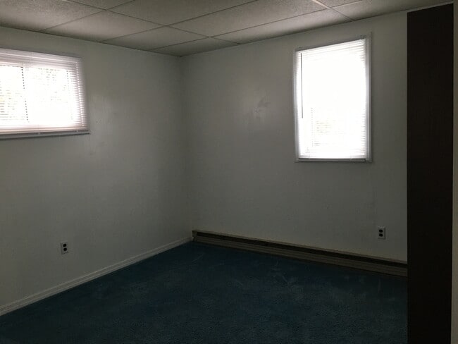 Bedroom 1 - 1901 Woodland Rd Unit 2nd floor