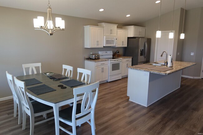 Photo - 10195 Strasse Ct