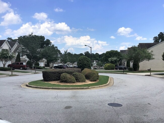 Photo - 111 Golden Pine Rd SW